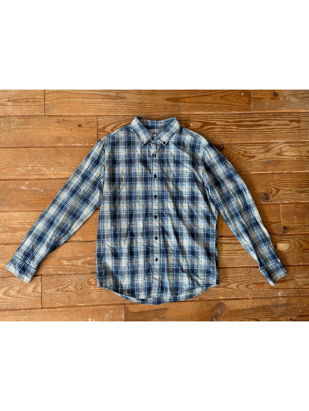 American Eagle Classic Fit Men's Blue and White Plaid Cotton Shirt, Medium
